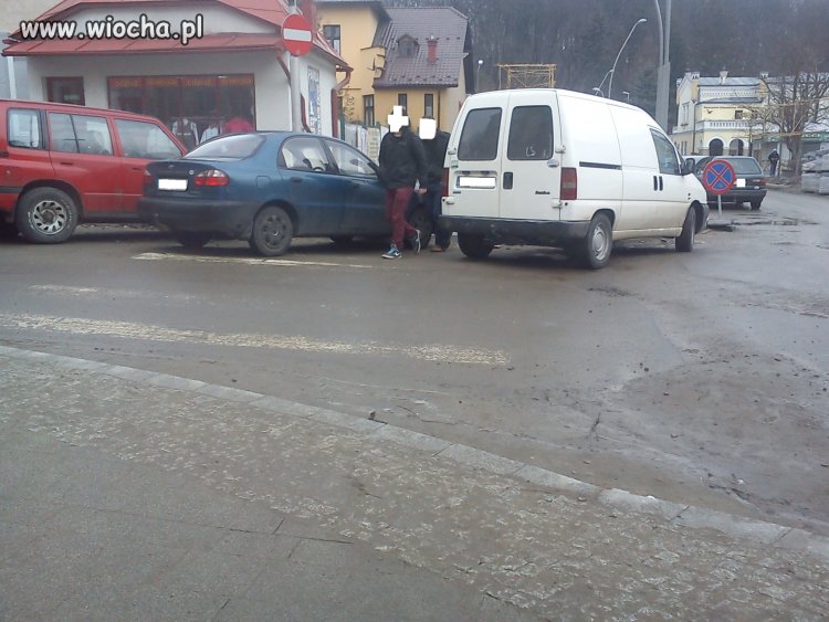 Parkowanie na pasach dla pieszych