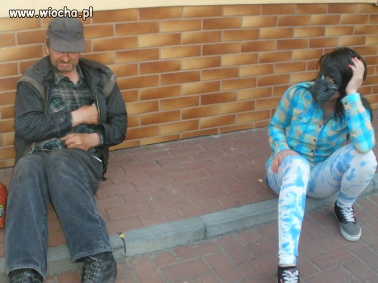 Nękanie biednych i pijanych ludzi