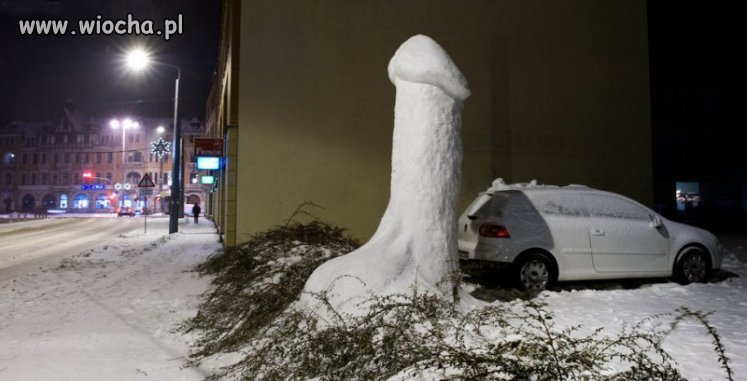 Sniegowy ku*asek.