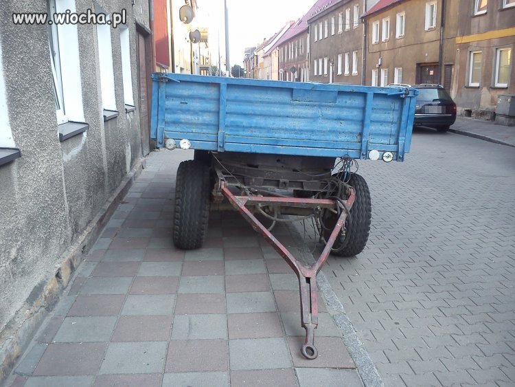 Trzcińsko Zdrój i parking dla przyczep.