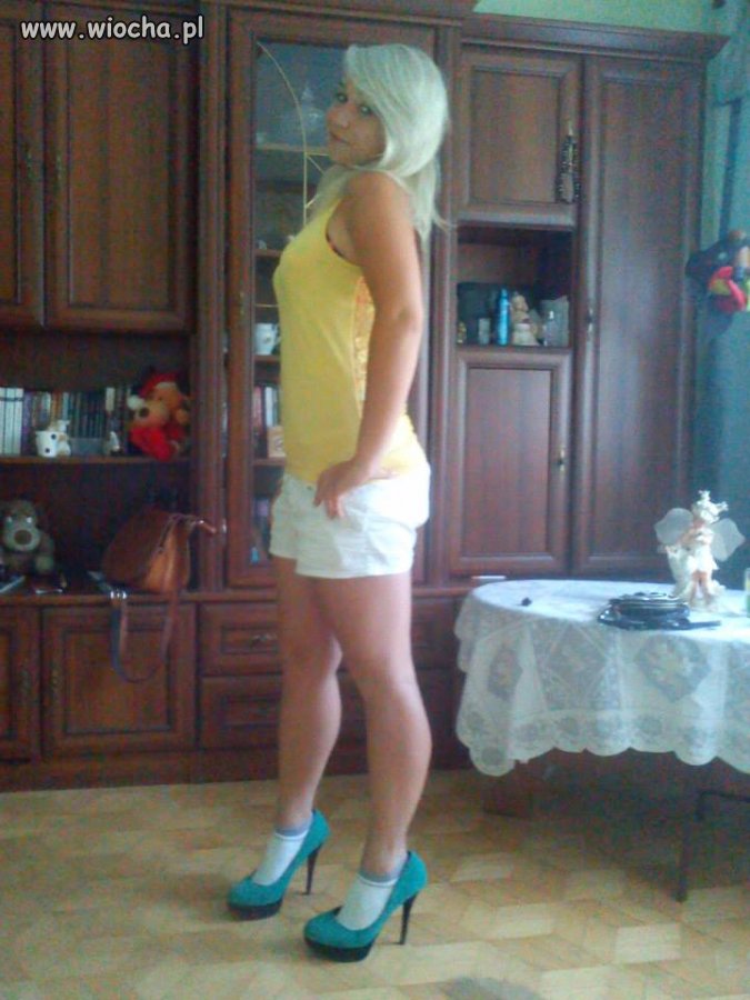 Stylowa platyna. Nic dodać nic ująć.