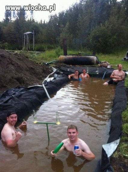  Basenik ogrodowy.