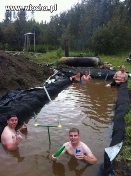  Basenik ogrodowy.