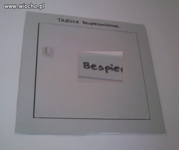 Tablica beSpiecznikowa