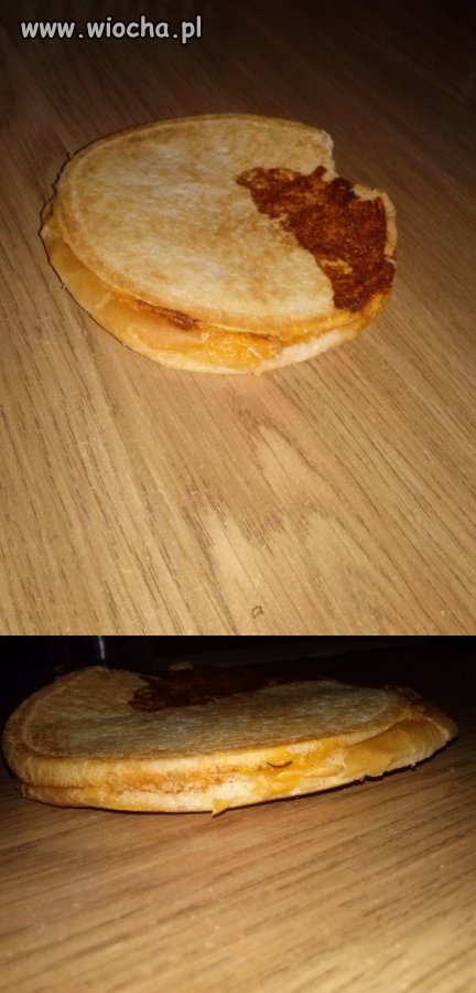 Tost z serem i bekonem. McDonald w Lubinie