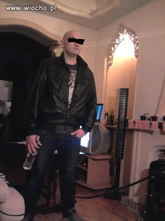 Macho z flachą...