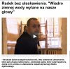 Chory człowiek za kratami...