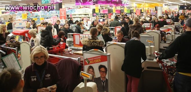 Cały dzień wysłuchują obelg za 1000zł miesięcznie