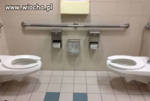 Koedukacyjny kibel