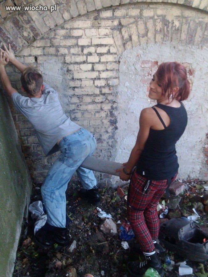"Marne potłuczyny, legendy Polskich punk'ów"