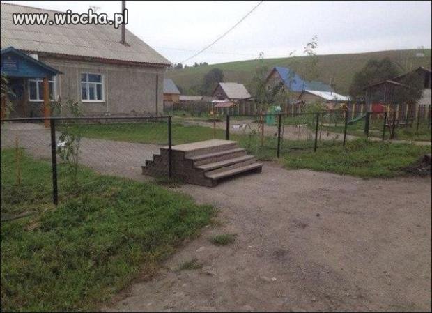 Spowalniacz dla pieszych? Pierwszy raz widzę