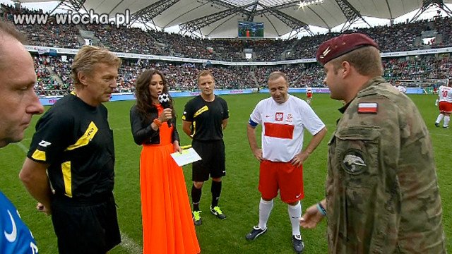 Macie dość celebrytów i polityków a stadion pełny!