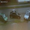 Na parkingu zmieściły by się jeszcze 3 samochody .