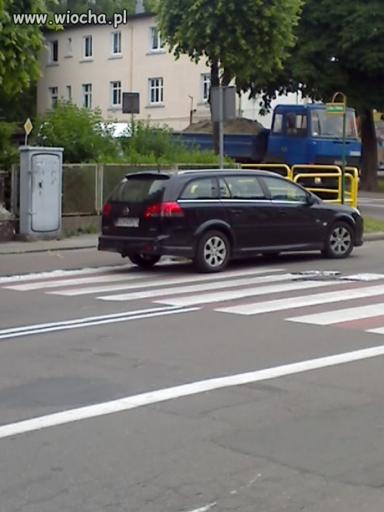 No i  zaparkował!