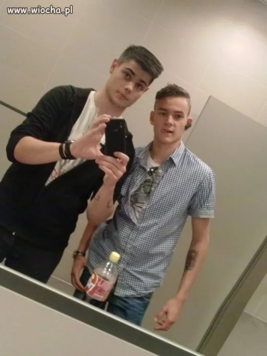 Homofotka w lusterku