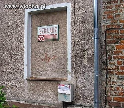 Reklama...