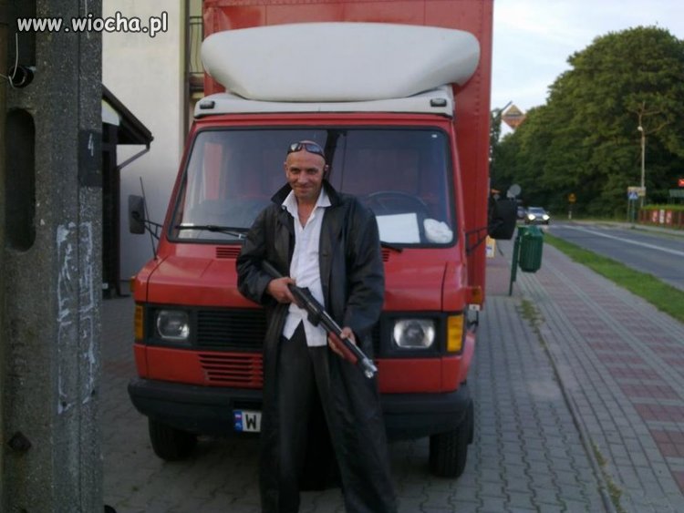 Gangsterka pełną parą...