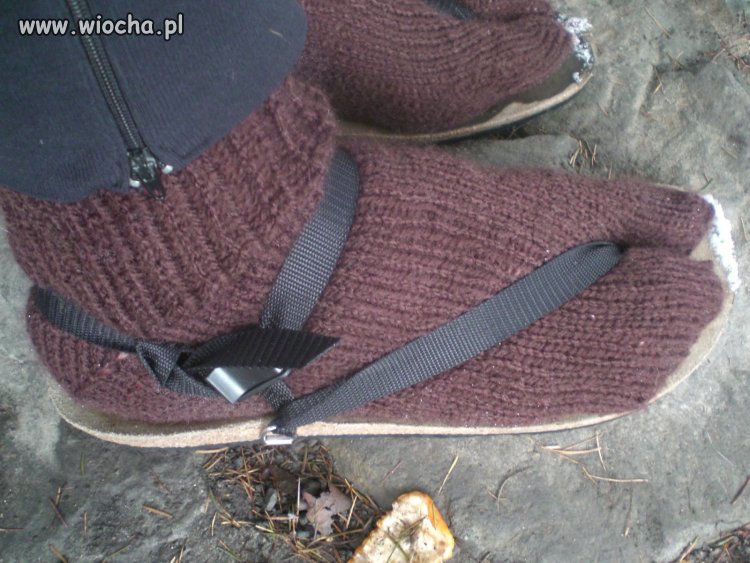 Sandal style