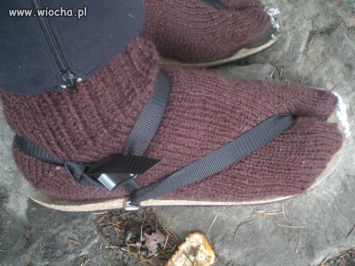 Sandal style