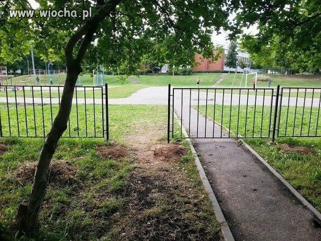Fuszerka na jednym z placów zabaw