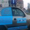 Jeździ po Wrocławiu i puszcza radio Maryja