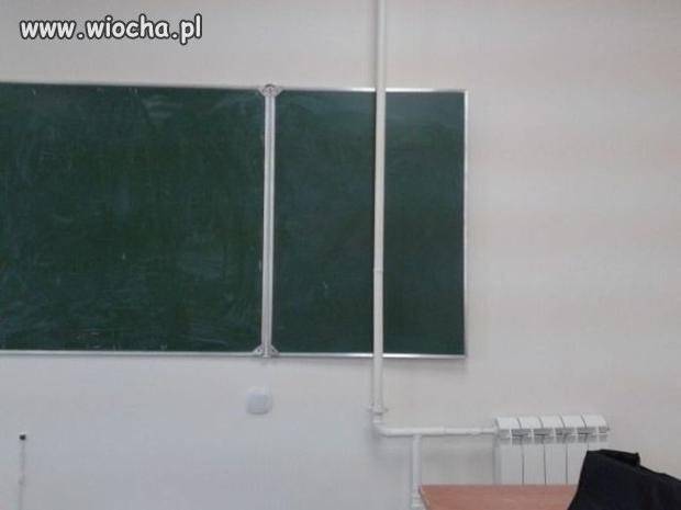 Pytanie: jaką szkołę ukończył ten hydraulik?