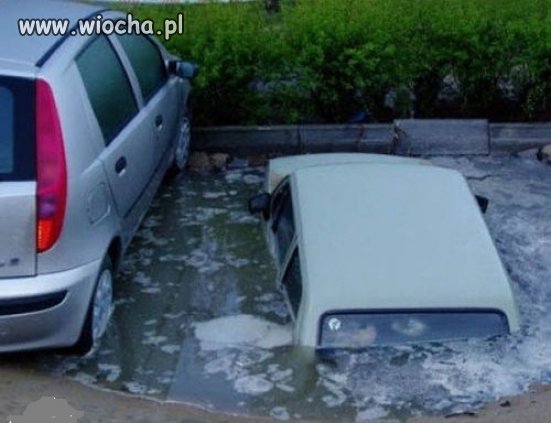 Czyżby łódź podwodna?