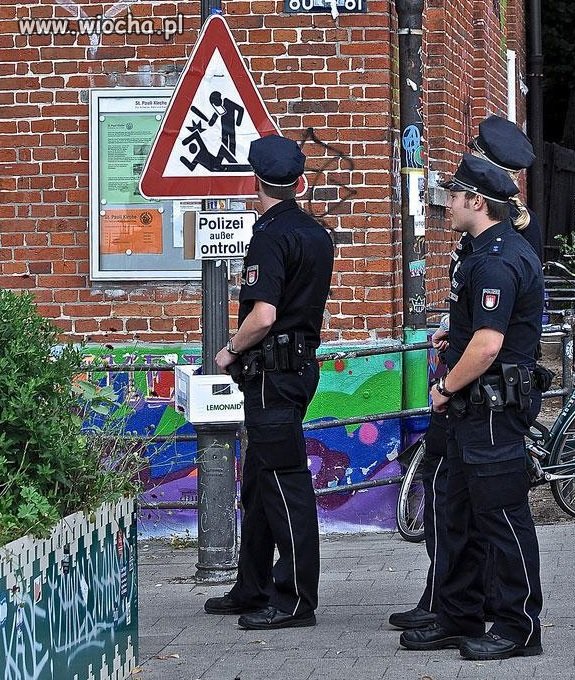 Policja poza kontrolą