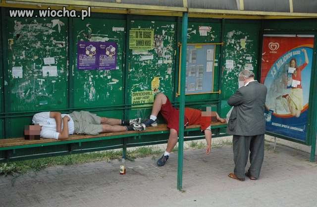 I się nie doczekali autobusu