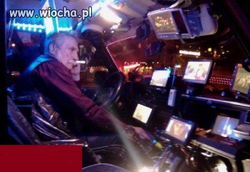 Mega-multimedialne auto