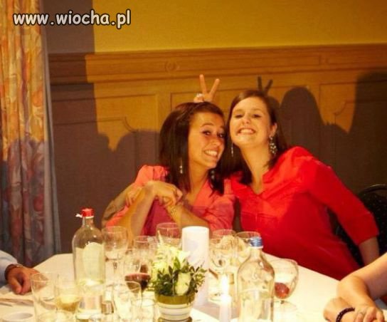 Kto pod kim dołki kopie