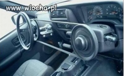 Niedługo będziemy mogli sprowadzać auta z Anglii