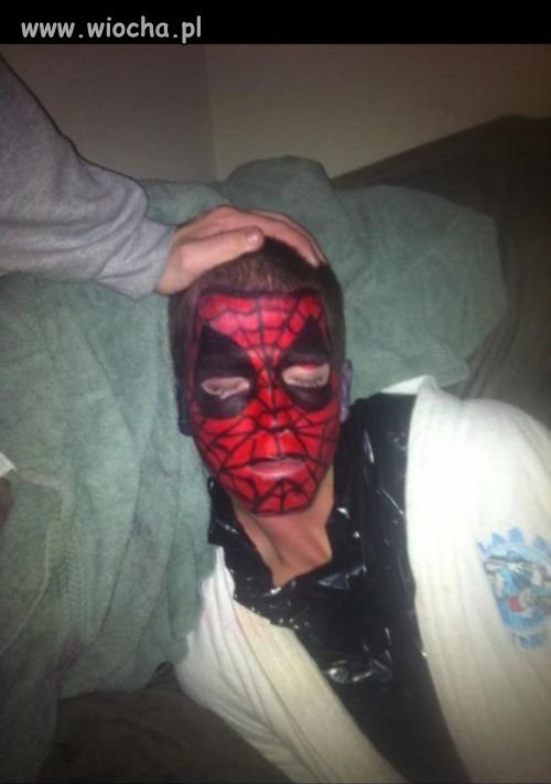 Był u was na imprezie spiderman?