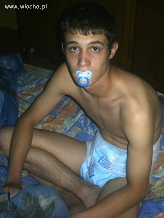 Typowy cwaniaczek wioskowy.