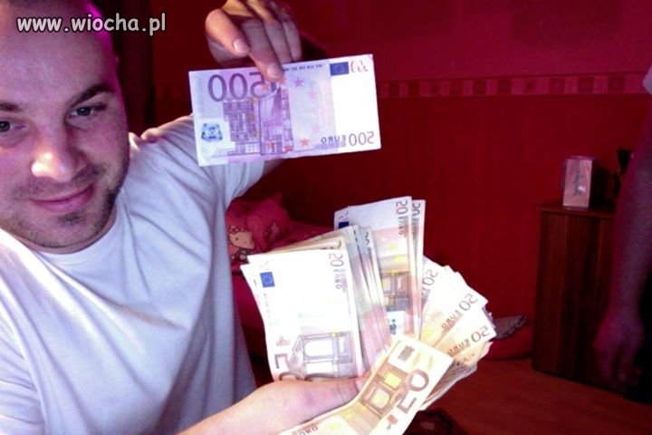 Koleś z wioski na wiochę.