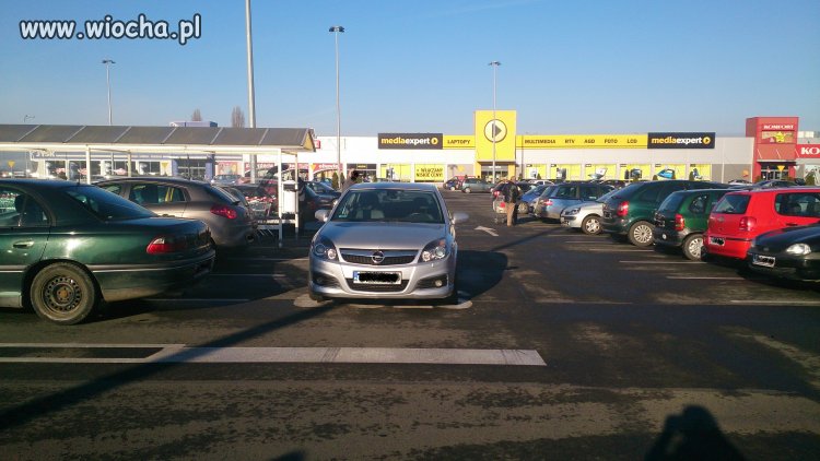 Nie ma to jak parking na stopie...
