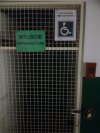 Wyjście Ewakuacyjne Z Toaletą Niepełnosprawnych