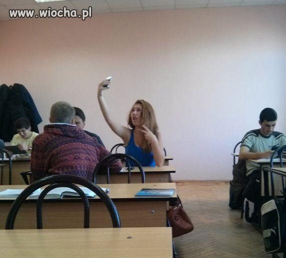 Samo uwieczniająca się piękność.