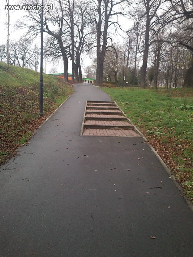 Ja się pytam po co te schody?