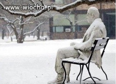 Powiedziała, że będzie gotowa za 5 minut