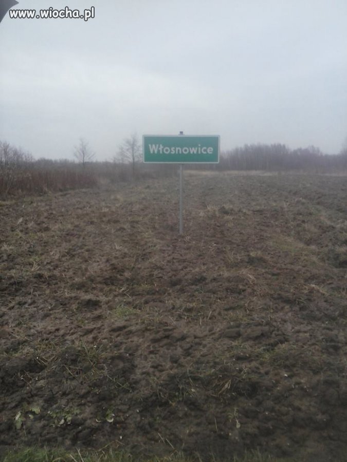 Do Włosnowic to którędy?...Cały czas prosto