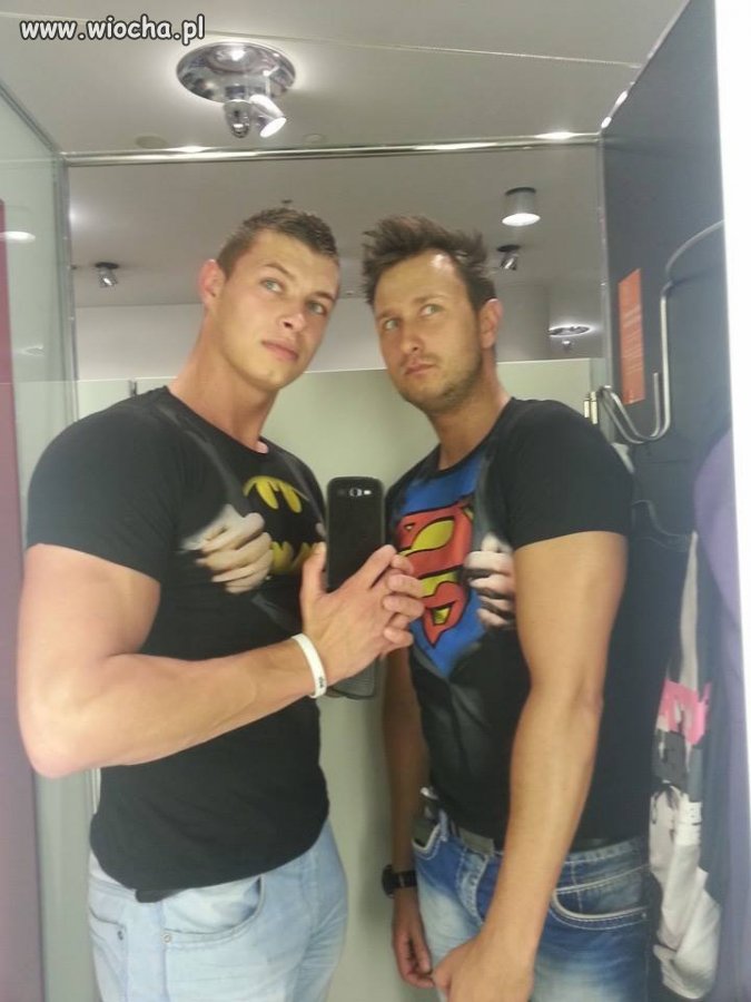 Supermen i batman ratują świat...