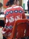 Gustowny sweterek na każdą okazję