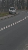 Przechodzić proszę po krawężniku  