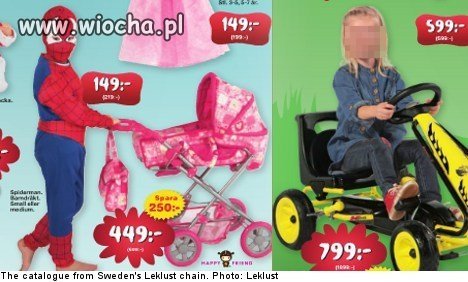 Spiderman z różowym wózkiem