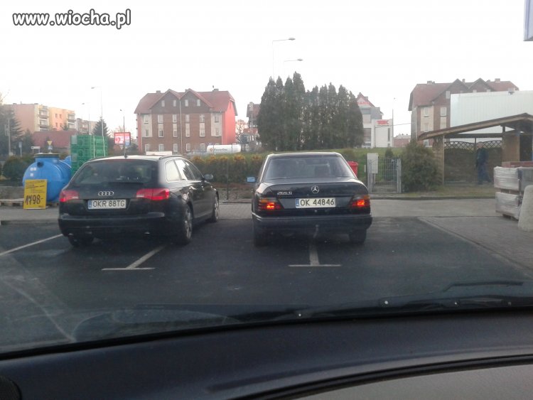Castorama Kędzierzyn. Mistrz parkowania.