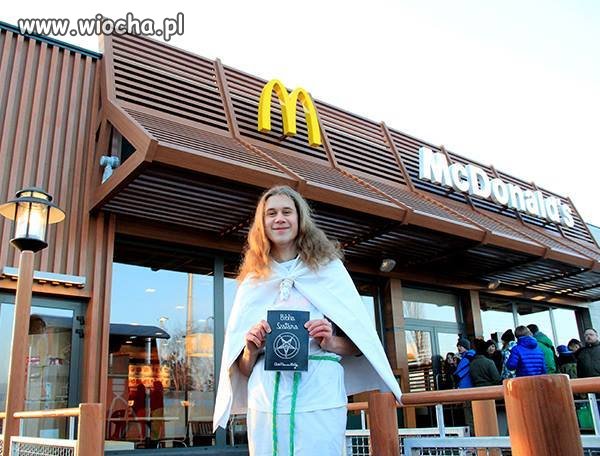 Szatan McDonald's 