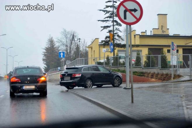 Polityka ach ta polityka.