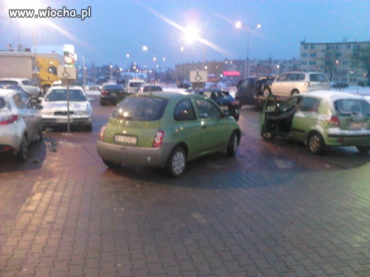 Mało że inwalidka...