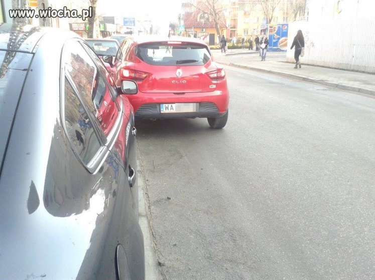 Tak się parkuje w Nowym Targu Ul. Królowej Jadwigi